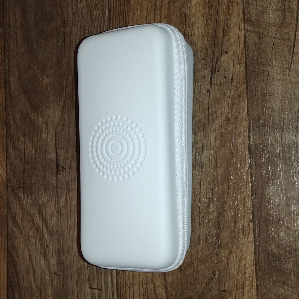 SkinOwl facial light stim